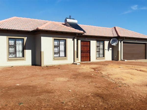 2 Bedroom Property for Sale in Bergsig Western Cape